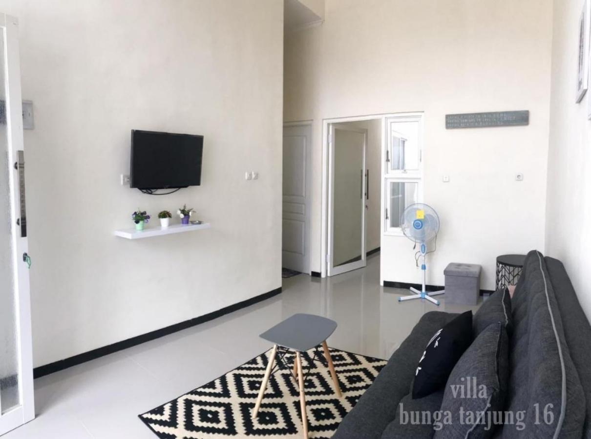 Villa Syariah Bunga Tanjung 16 Batu  Ngoại thất bức ảnh